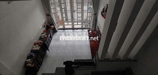 Bán nhà 3 tầng lầu đường số 9, P. Linh Xuân. Hẻm 4,5M, Giá 4,4tỷ TL