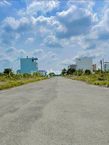 Đất Sở Văn Hóa Thông Tin góc đường Bưng Ông Thoàn vs Liên Phường Q9.