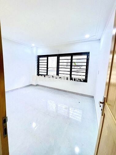 Nhà Gần Cầu Tham Lương Nguyễn Văn Quá Q12 1ty2 còn tl 4x7 Liên hệ