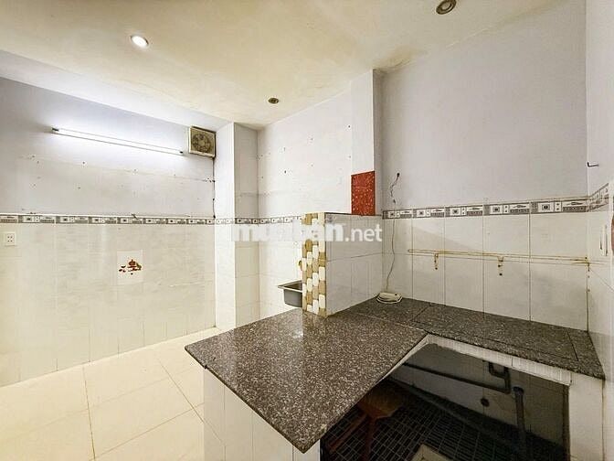NHÀ HOÀNG DIỆU Q4- 4 TẦNG- 32m2 - KO QH- CHỈ 4 TỶ NHỈNH