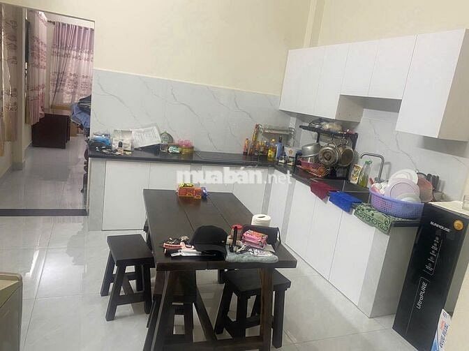 Cho thuê nhà nguyên căn, có sân để xe hơi, Thới An, Miễn tiếp MG