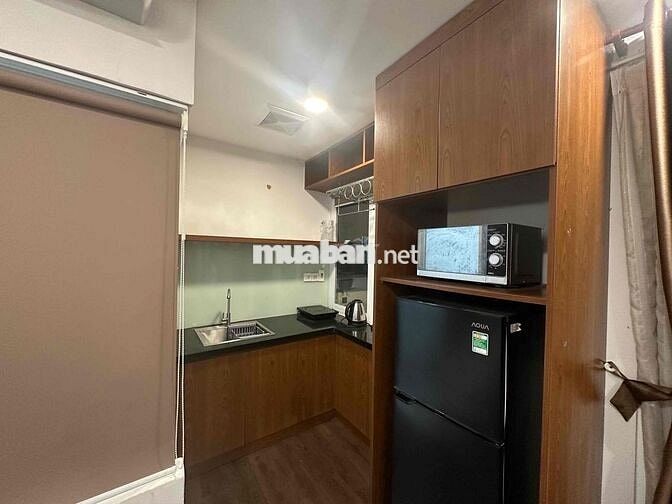 Studio Balcon - Bồn Tắm - Full Option - Ngay Trần Hưng Đạo Quận 1