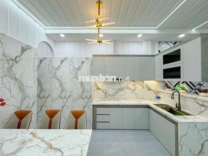 4,5x14 trệt lầu 3pn, nội thất cao cấp