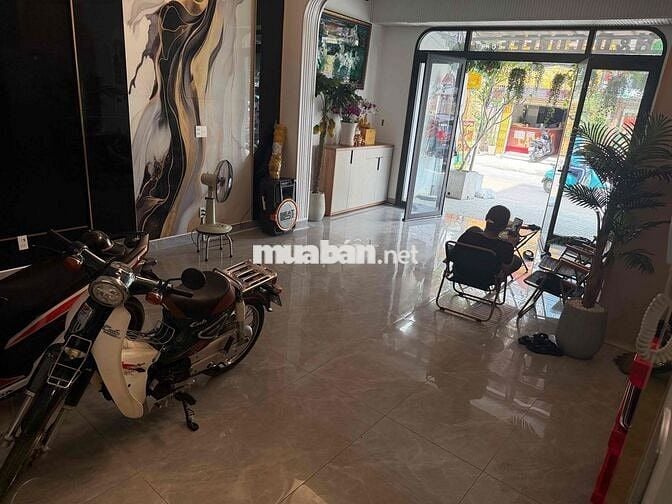 Cho thuê MB mặt tiền Nguyễn Văn khối,p11,ngang 7 m