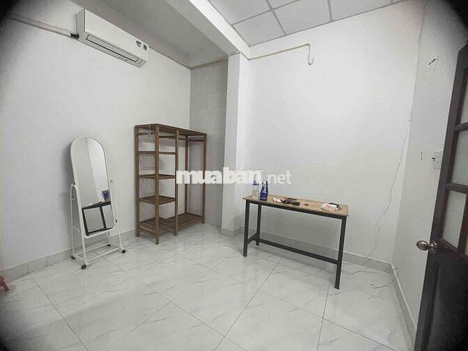 Nhà nguyên căn Bình Thạnh 90m² – 2PN, full nội thất, gần Q.1