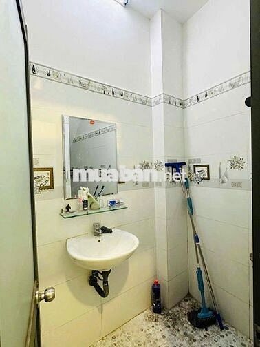 NGUYÊN CĂN MẶT TIỀN TÂN PHÚ 3 PHÒNG NGỦ ( NỞ HẬU TỐT )