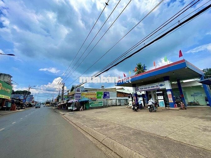 Bán mặt tiền nhựa chợ Bình Lộc 165m2 full thổ cư