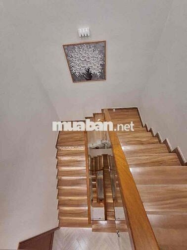 QUẬN 7- NHÀ PHỐ HIỆN ĐẠI FULL NỘI THẤT XỊN - 3 TẦNG 4PN - 5.5M x 15M