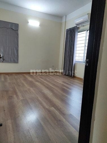 Cần cho thuê căn 812 nhà CT2A khu đô thị Mễ Trì Hạ 85m2
