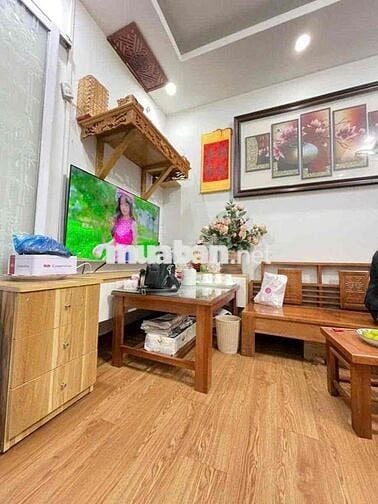 nhỉnh 2.8tỷ có ngay căn 2ngủ 2vs tầng thấp thuận tiện đi lại linh đàm