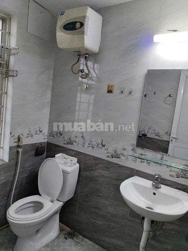 Cần cho thuê căn 812 nhà CT2A khu đô thị Mễ Trì Hạ 85m2