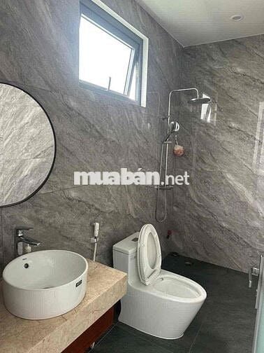 Bán căn nhà mới xây 1 trệt 1 lầu , Mặt Tiền Trần Quang Diệu