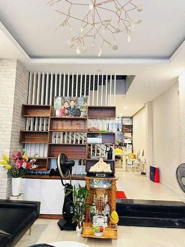 Nhà Đẹp HXH 6m Nguyễn Xí Q.Bình Thạnh 3TY650/63m2 Gần Chợ Nguyễn Xí 