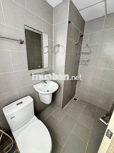 Phòng trọ mặt tiền Huỳnh Văn Bánh, Phú Nhuận