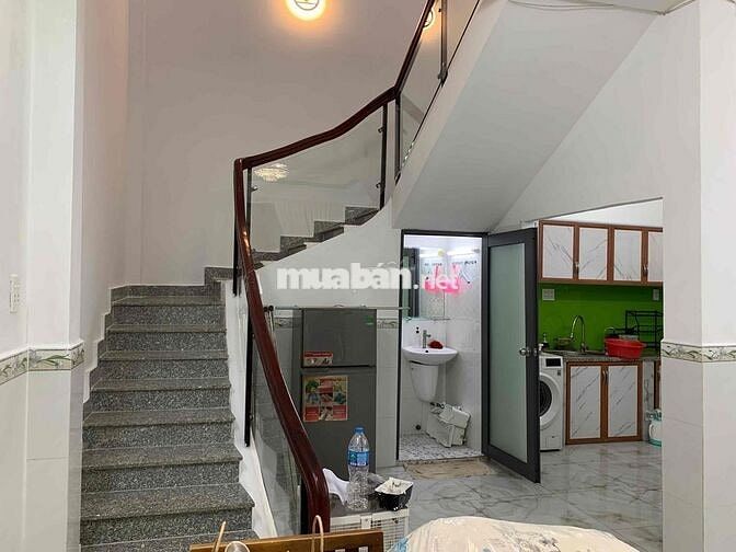 Nhà nguyên căn Bình Thạnh 90m² – 2PN, full nội thất, gần Q.1