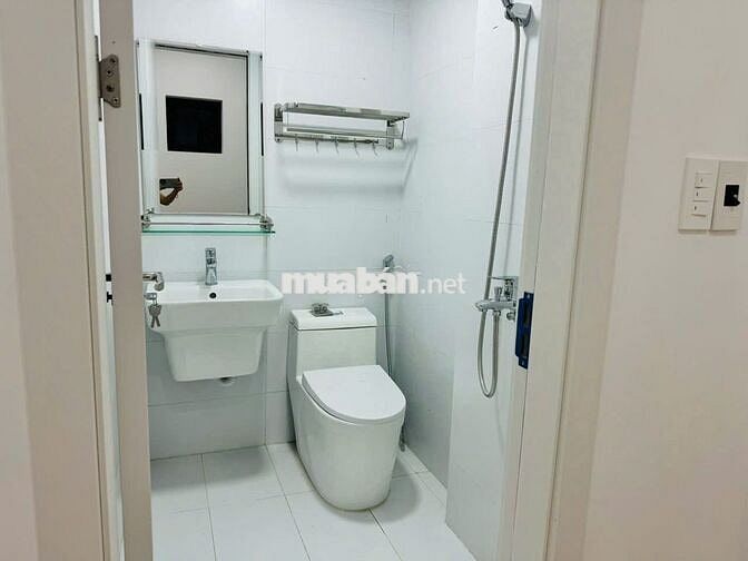 cần cho thuê nhà gần chợ góc khu công nghiêp vsip đại đông