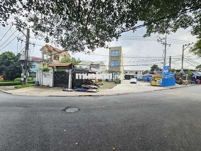 Nhà kho 168m ngang 9,7m gần ngã tư Chiêu Liêu Dĩ An