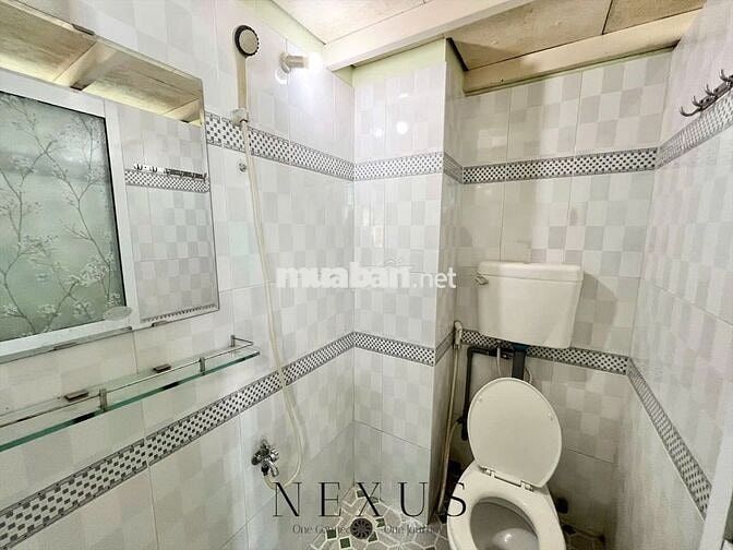 PHÒNG GÁC MÁY LẠNH - CỬA SỔ TRỜI - GIÁ TỐT