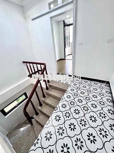Hiếm Giải Phóng - Hoàng Mai ngõ nông rộng 3m, dt 35m x 5 tầng mới