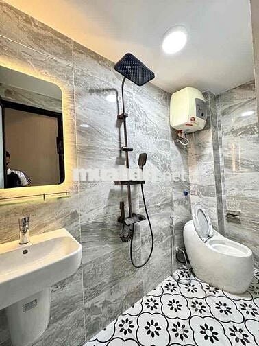 Hiếm Giải Phóng - Hoàng Mai ngõ nông rộng 3m, dt 35m x 5 tầng mới