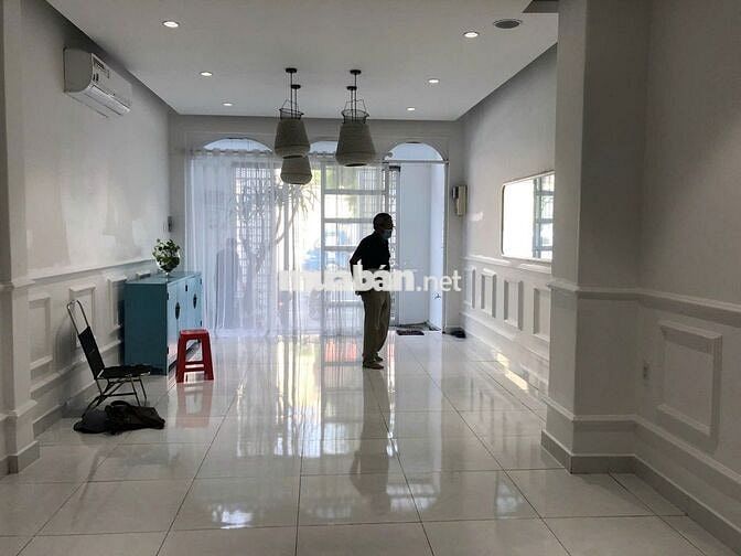 💎 Nhà đẹp Trần Nhật Duật, 4x20m, 3 lầu – Giá chỉ 68tr/tháng ✨