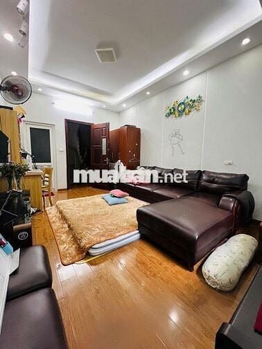 BÁN NHÀ CẦU GIẤY NGÕ THÔNG - KINH DOANH NHỎ - 10M RA Ô TÔ