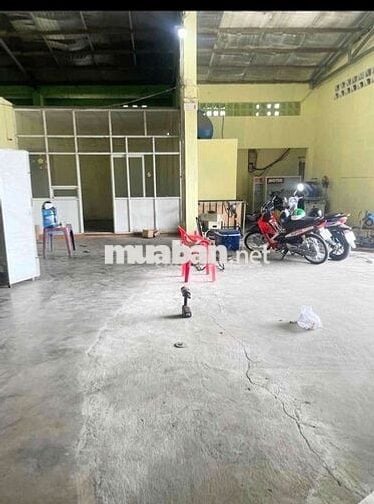 CHO  THUÊ  KHO  XƯỞNG (300m2) ĐƯỜNG  MÃ LÒ. QUẬN  BÌNH  TÂN