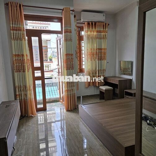 Nhà 3 lầu đúc 56 m2 Hồ văn Long có sẵn nội thất  12,5 tr