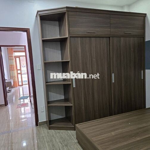 Nhà 3 lầu đúc 56 m2 Hồ văn Long có sẵn nội thất  12,5 tr