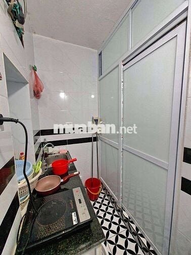 Nhỉnh 2 tỷ tập thể Bạch Mai 2 thoáng 2N1W full nội thất nhiều tiện ích