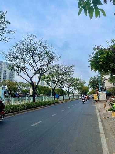 NHÀ MỚI 3 LẦU CỰC RỘNG 3.5x25 (5 PHÒNG) MẶT TIỀN LÒ GỐM Q.6