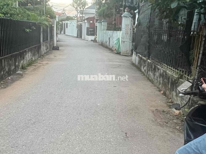 BÁN LÔ GÓC PHỤNG CÔNG VĂN GIANG HƯNG YÊN