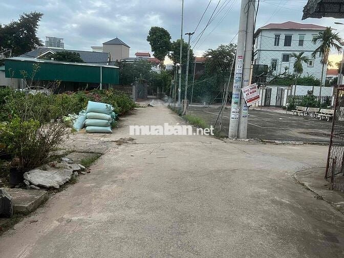 BÁN LÔ GÓC PHỤNG CÔNG VĂN GIANG HƯNG YÊN