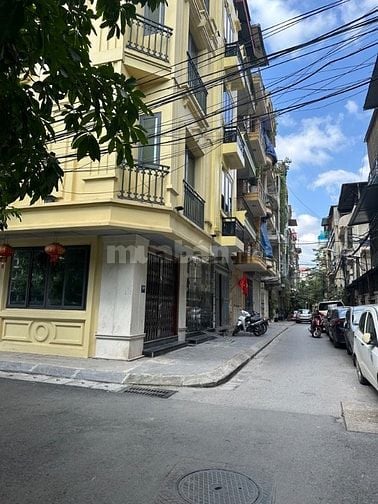 Vị Trí VIP-Võ Thị Sáu-Sát Hồ-View Công Viên-ÔTÔ Tránh-50m x 4Tầng-19Tỷ