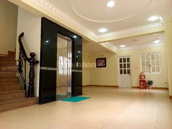 Cho thuê ( tấng 1,2,3 ) tòa nhà MT số 7 Phan bội châu P 2-BT 55 triệu.