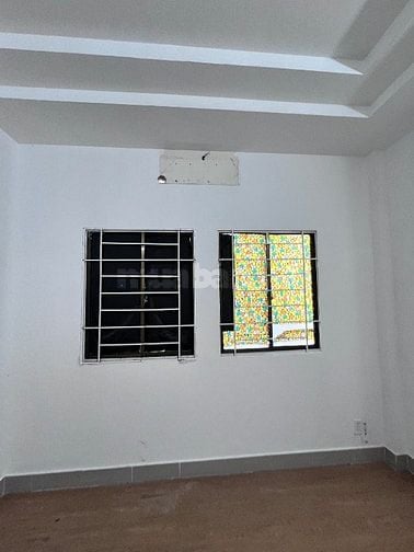 Cho thuê nhà mặt tiền Lê Văn Lương