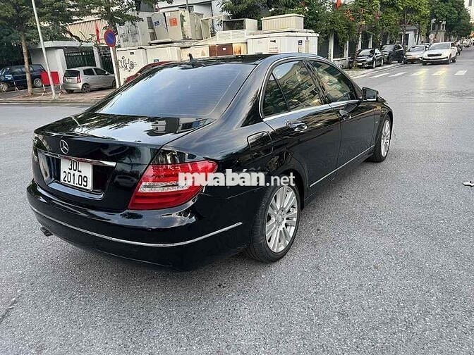 Mercedes Benz C Class 2011 C250