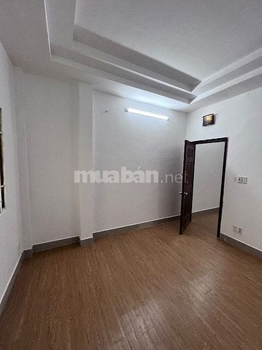 Cho thuê nhà mặt tiền Lê Văn Lương