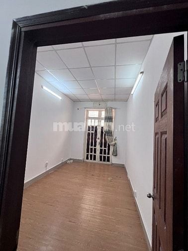 Cho thuê nhà mặt tiền Lê Văn Lương