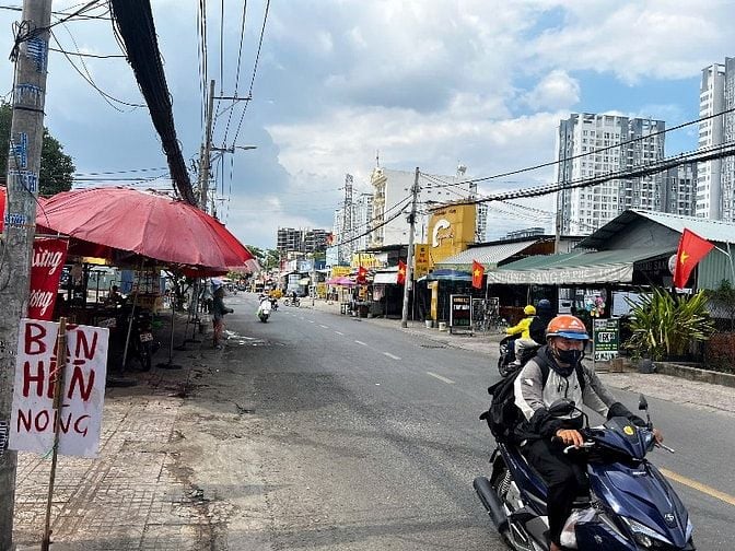 Cho thuê nhà mặt tiền Lê Văn Lương