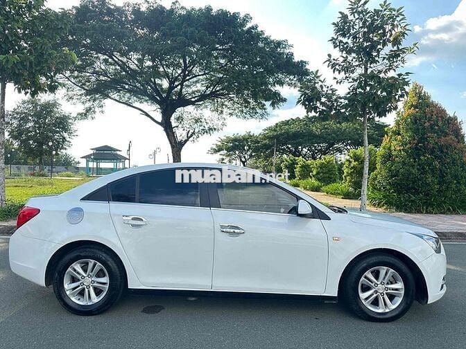 Chevrolet Cruze 2011 LS 1.6 - 90000 km