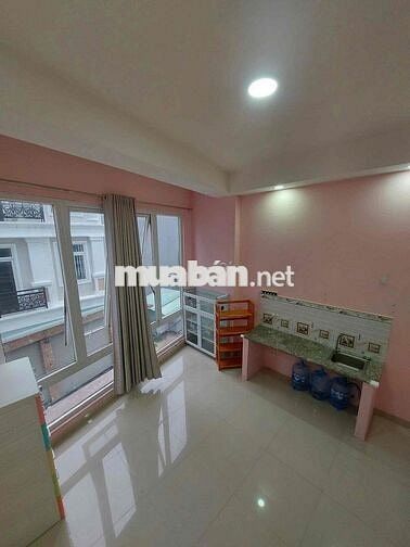 (Góc pass phòng) Phòng rộng, máy lạnh nước nóng lạnh cửa sổ thoáng mát