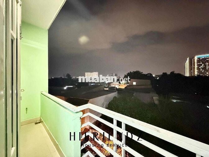 PHÒNG STUDIO BAN CÔNG CỬA SỔ FULL NỘI THẤT NGAY AN DƯƠNG VƯƠNG