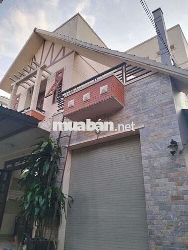 CHO THUÊ 300m2 NHÀ GẦN TRƯỜNG HỌC CẤP 123 DĨ AN.