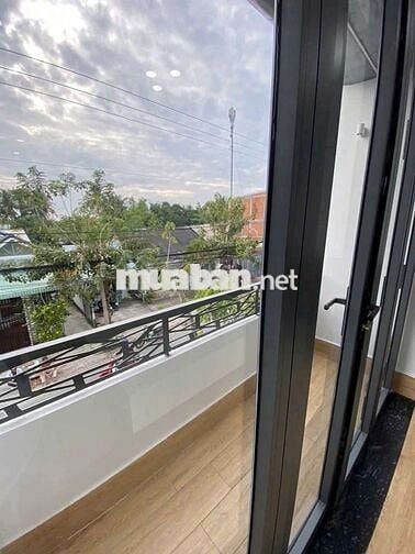 Nhà 1 Nhà 1 Trệt 2 Lầu Mặt Tiền Đường 30/4
- P3 Sóc Trăng