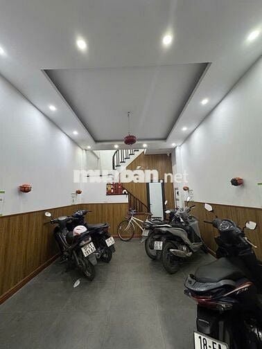 CẦN BÁN NHÀ PHỐ TRẦN THÁI TÔNG-09 PHÒNG CCMN KHÉP KÍN-DÒNG TIỀN 50T/th