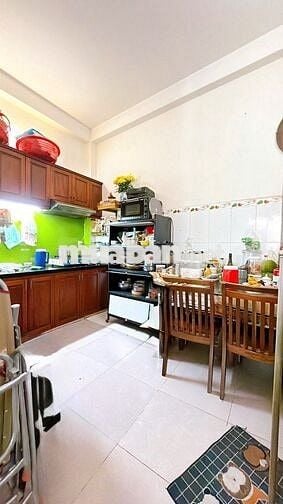 [CẦN BÁN NHÀ CHÍNH CHỦ] Nhà 3 lầu đường số Q4, xe hơi tới nhà,
