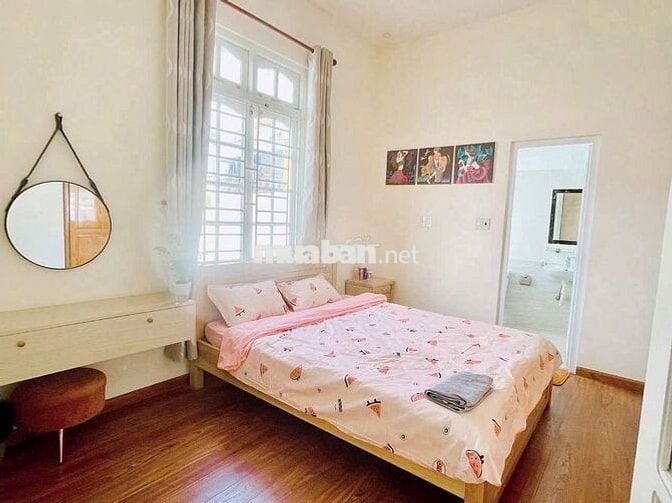 Cho thuê Villa nguyên căn 5 phòng ngủ đường 3/4 phường 3 Đà Lạt giá