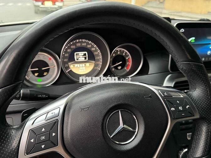 Mercedes Benz C Class 2012 C300 AMG - 73000 km