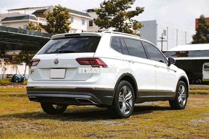 VOLKSWAGEN TIGUAN LUXURY S 2023 ODO 29000km